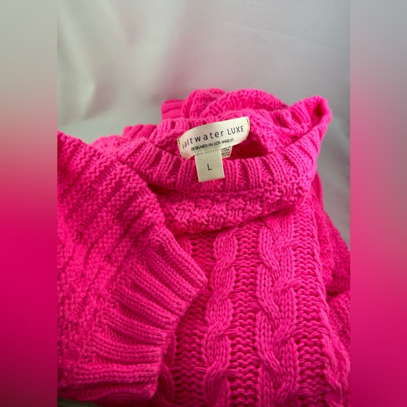 Saltwater Luxe “Ronnie Sweater” Hot Pink!! - Picture 1 of 6